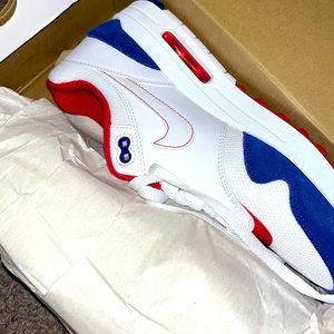 Never been worn ever.. they are red white and blue Nike air maxes.